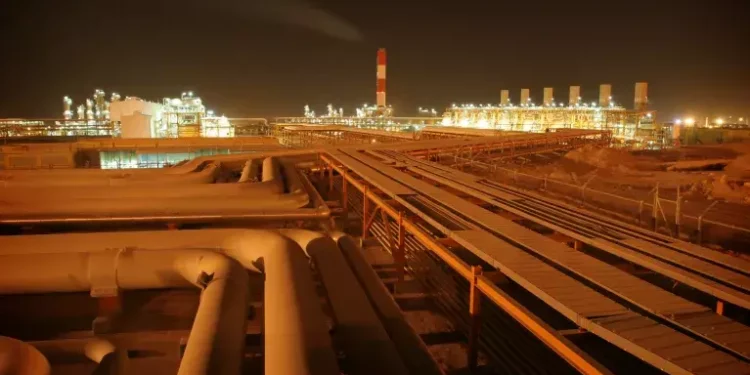 इरानको दुई ग्यास पाइपलाइनमा विस्फोट