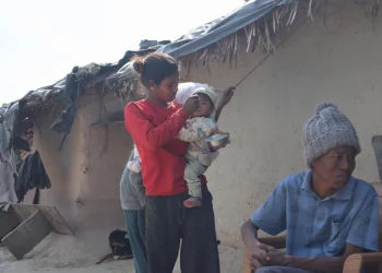 सोनाहा जातिको पीडाः बालुवा छान्दा पनि छाक टार्न धौ–धौ