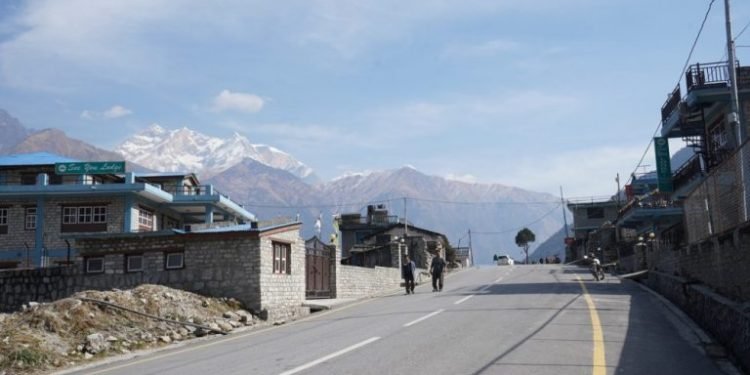 लेतेको सौन्दर्यमा पर्यटक लोभिए