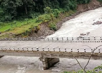 निर्माण थालेको दश वर्षपछि ठिमुरा-देवघाट पुल सञ्चालन