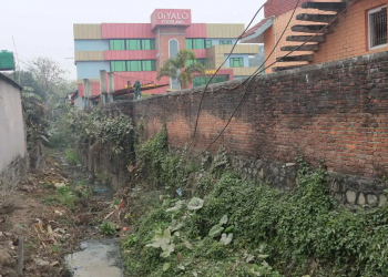 अतिक्रमणको चपेटामा पुङ्गीखोलाः अतिक्रमण गर्नेमा व्यक्ति, क्लव र वडा कार्यालयसम्म