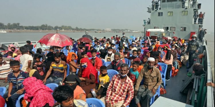 रोहिङ्ग्या शरणार्थीको अर्को डुङ्गा इन्डोनेसियामा अवतरण