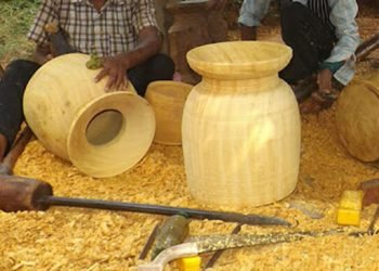 घट्दै ठेकाठेकीको माग