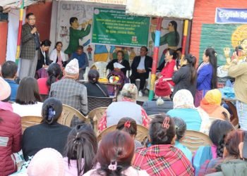 ॐ हस्पिटलद्वारा निःशुल्क स्वास्थ्य परिक्षण र औषधि वितरण
