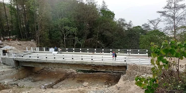 बागलुङको रिठेखोलामा पक्की पुल निर्माण