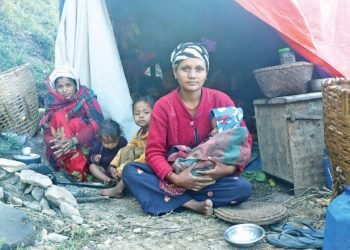 भूकम्प प्रभावित क्षेत्रका महिला र बालबालिका समस्यामा