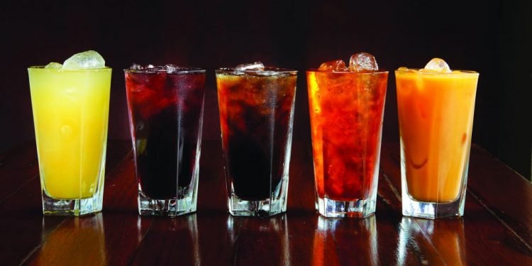 राजमार्गका पसल र होटलमा म्याद नाघेका पेयपदार्थ