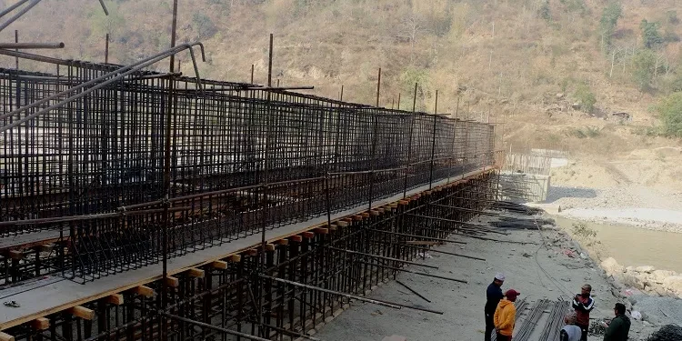 भोजपुरको सुनवालुवा पक्की पुल निर्माण पुनः थालियो