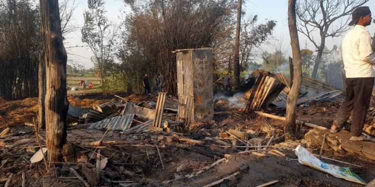 आगालागीबाट सतारका २५ घर सखाप, पीडितको बिचल्ली