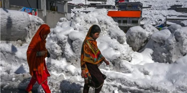 पाकिस्तानमा हिम पहिरोः ३५ जनाको मृत्यु