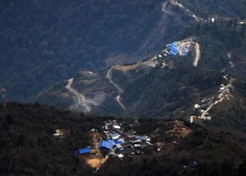मयाम हुँदै पाथीभरा जाने पदमार्ग निर्माण