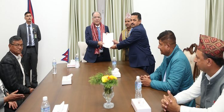 स्थानीय जनप्रतिनिधिसँग प्रधानमन्त्रीले भने : बुढीगण्डकी आयोजना अब अगाडि बढ्छ