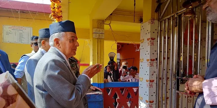 राष्ट्रपति पौडेलद्वारा जलेश्वरनाथको पूजाअर्चना