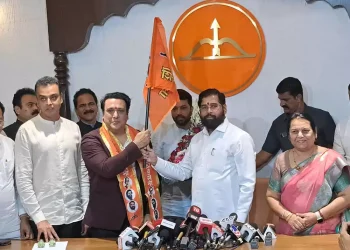 शिन्दे नेतृत्वको शिवसेनामा प्रवेश गरे बलिउड अभिनेता गोविन्दा