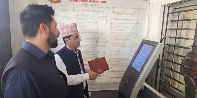 सुरक्षा अधिकारीलाई गृहमन्त्रीको निर्देशनः कानुनविपरीत काम गर्न कसैले दबाब दिए मलाई भन्नुस्