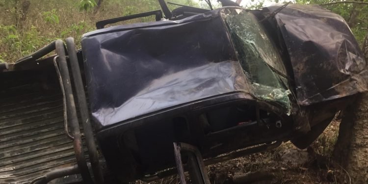 हाकिमसावको जिद्धिले ६ जनाको ज्यान जोखिममा,सवारी साधन पुर्णरूपमा क्षतिग्रस्त