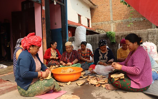 दुना टपरी उद्योगबाट आत्मनिर्भर हुने प्रयास