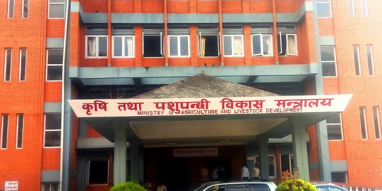 कृषि मन्त्रालयका सहसचिव डा. गैरे बर्खास्त