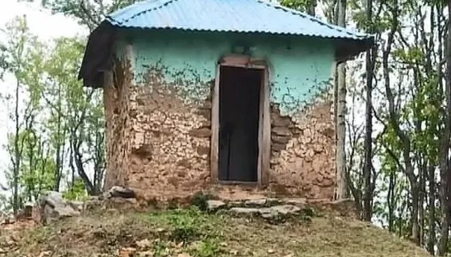 संरक्षणको प्रतीक्षामा निशानदेवी मन्दिर