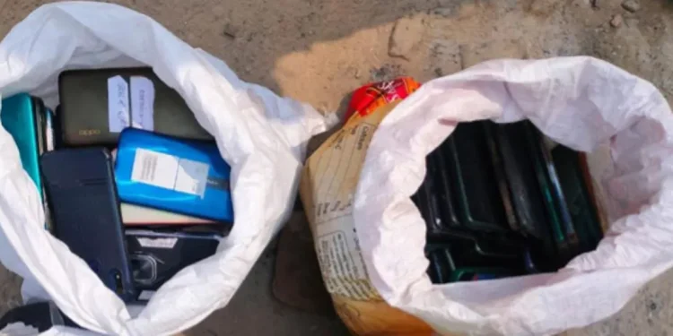 चिट चोर्न प्रयोग भएको ३ हजार मोवाईल फिर्ता