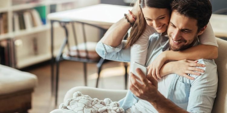 आफ्नो पतिलाई सफल बनाउने कि असफल ?