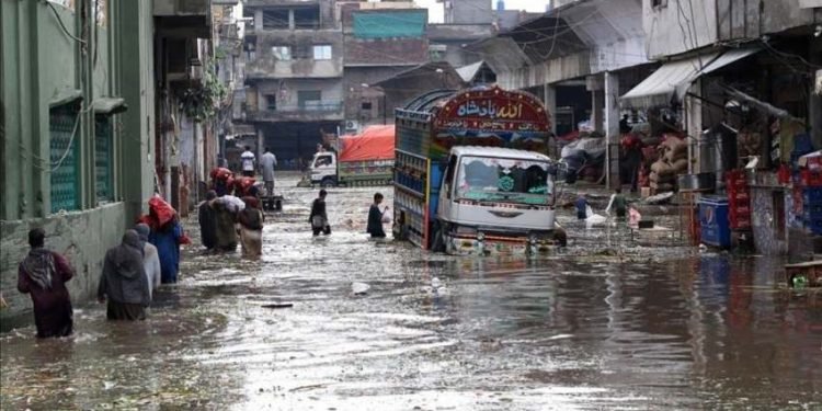 पाकिस्तानमा चट्याङ र वर्षाका कारण ४१ जनाको मृत्यु