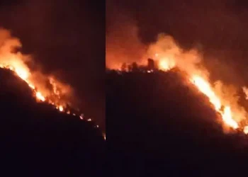गुल्मीमा भीषण आगलागी, कम्तीमा चार दर्जन घरगोठ जले