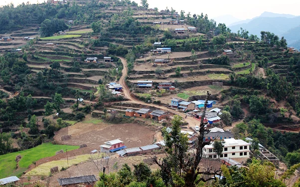 पर्यटकीय क्षेत्र अर्नाकोट पुग्ने सडक १६ वर्षपछि स्तरोन्नति हुँदै