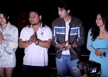 ट्रेलरमा अनमोल र जसिताको ‘फर्की फर्की’