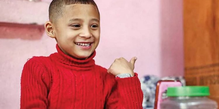 भूकम्पमा परी २२ घण्टापछि उद्धार गरिएका सोनिश कक्षा ४ मा पुगे