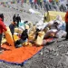 सगरमाथासहितका हिमालबाट दुई टनभन्दा बढी फोहोर सङ्कलन