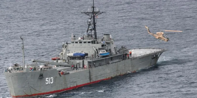 हर्मुज स्ट्रेटमा इरानी सेनाले कब्जा गर्‍यो २५ जना सवार जहाज