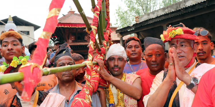 बोडेका सुजन दोस्रो पटक जिब्रो छेडेर जात्रालाई निरन्तरता दिँदै