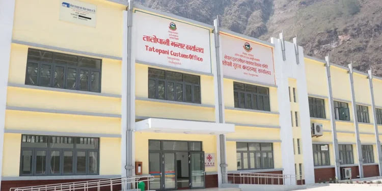 तातोपानी भन्सारबाट लक्ष्यभन्दा बढी राजस्व संकलन