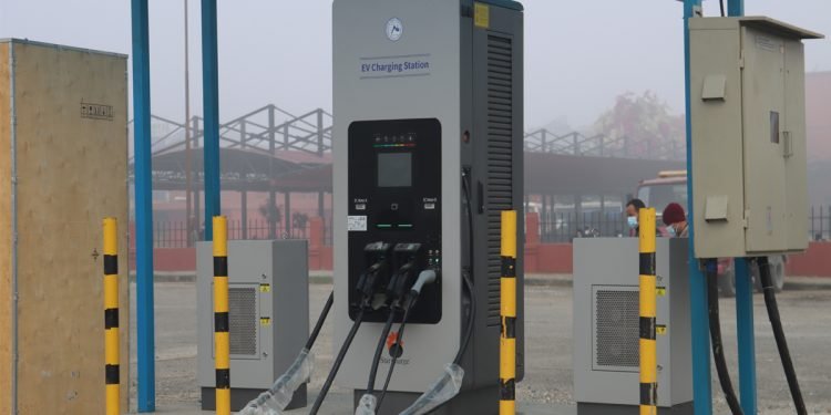 विद्युत् प्राधिकरणका चार्जिङ स्टेसनको गुणस्तरीयतामा प्रश्न