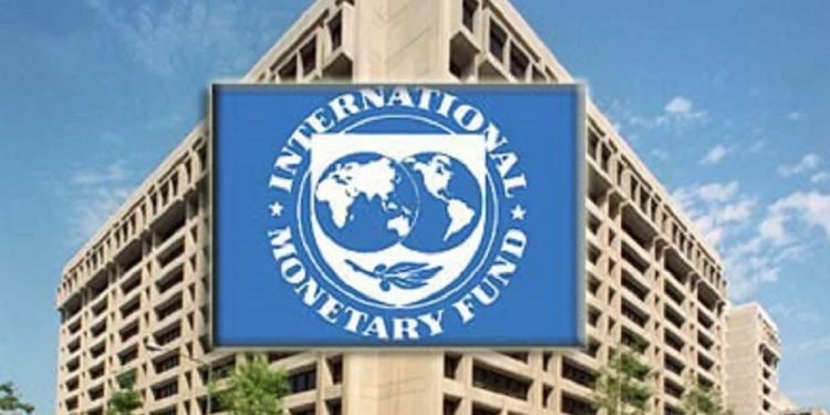 पाकिस्तानी अर्थतन्त्रमा उच्च गिरावटको जोखिम रहेको आइएमएफको चेतावनी