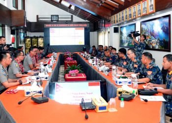 इन्डोनेसियन नेशनल पुलिस हेडद्वारा सशस्त्रको प्रधान कार्यालयको अवलोकन