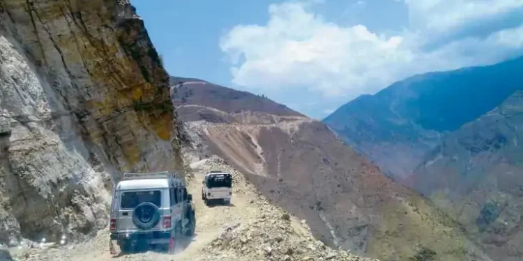 कर्णाली करिडोरको यातायात ‘सिण्डिकेट’ तोड्न माग