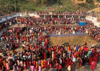 मातातीर्थ कुण्डमा स्नान गर्नेको घुइँचो