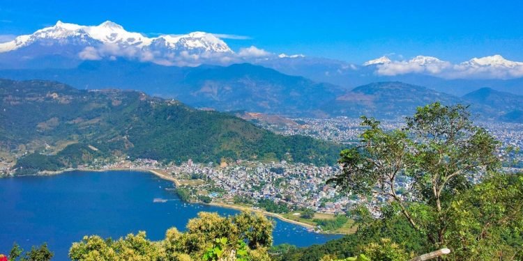 टाकुरामा टावर बनाएर बढ्दैन पोखरामा पर्यटन