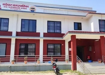 राज्यकोषबाट सुविधा लिनेले छोराछोरी सामुदायिक विद्यालयमा पढाउनुपर्ने