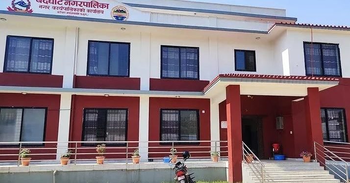 राज्यकोषबाट सुविधा लिनेले छोराछोरी सामुदायिक विद्यालयमा पढाउनुपर्ने