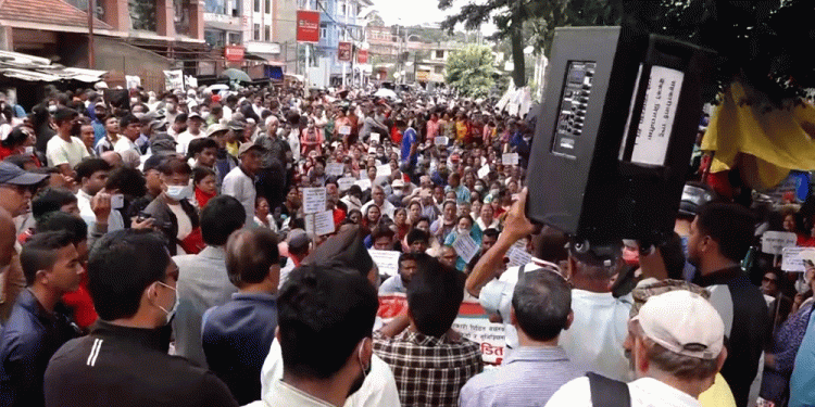 तेस्रो चरणको आन्दोलनमा उत्रिए सहकारीपीडित