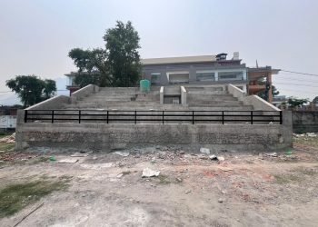 तीस लाखको लागतमा बिपी मैदानमा प्यारापिट निर्माण