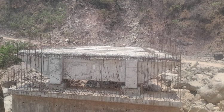 बजेट अभावमा धनगढी–खुटिया–दिपायल द्रुतमार्गमा पुल निर्माण प्रभावित