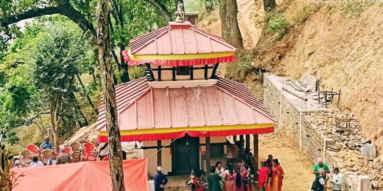 भूकम्पले क्षति पुर्‍याएको अर्लाङ्दी मन्दिर जीर्णोद्धार