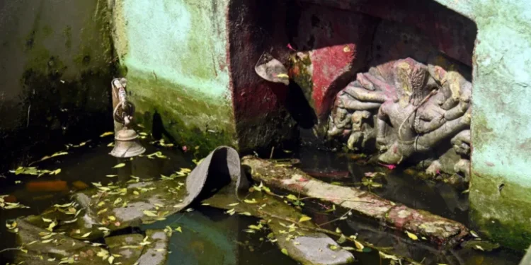 विष्णुविक्रान्त (वामनदेव) को मूर्ति व्यवस्थित गर्न मन्दिर बनाइँदै