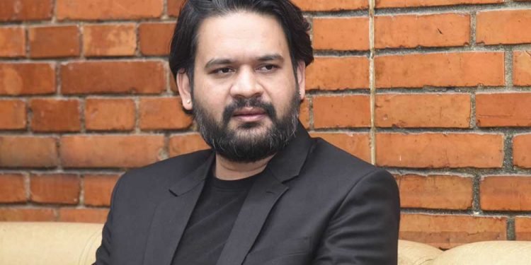 काठमाडौँ महानगरकाे नगरसभा स्थगित, एमाले-काँग्रेसले बैठक अवराेध गरेकाे मेयर बालेनकाे गुनासाे