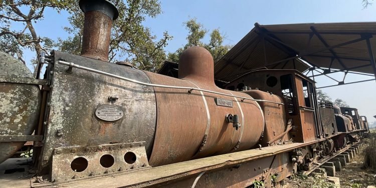 सबैको प्यारो छुक्छुके रेल अहिले कसरी भयो अपहेलित ?