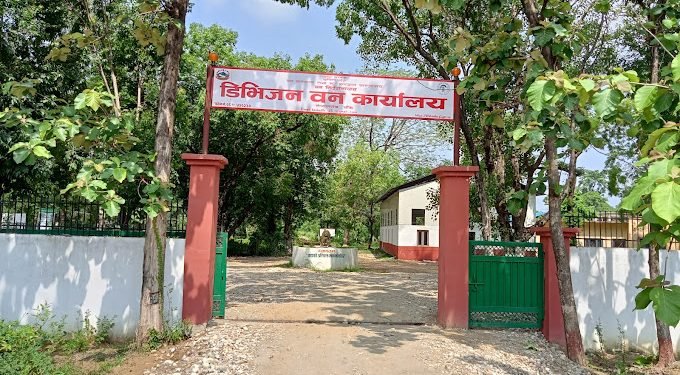 बाँकेमा वनक्षेत्रमा बनाइएका घरटहरा हटाइए